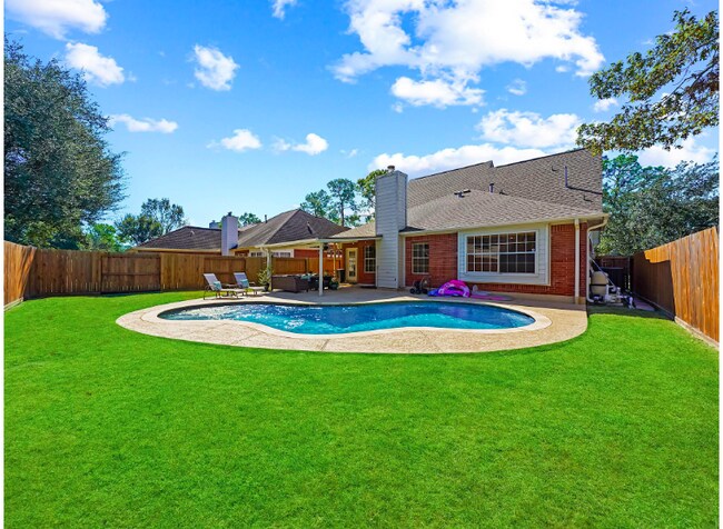 Building Photo - Welcome to Bay Glen!