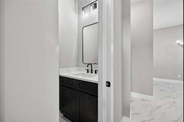 Building Photo - 2366 Usman Dr