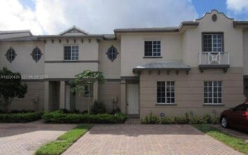 Building Photo - 2043 Nassau Dr