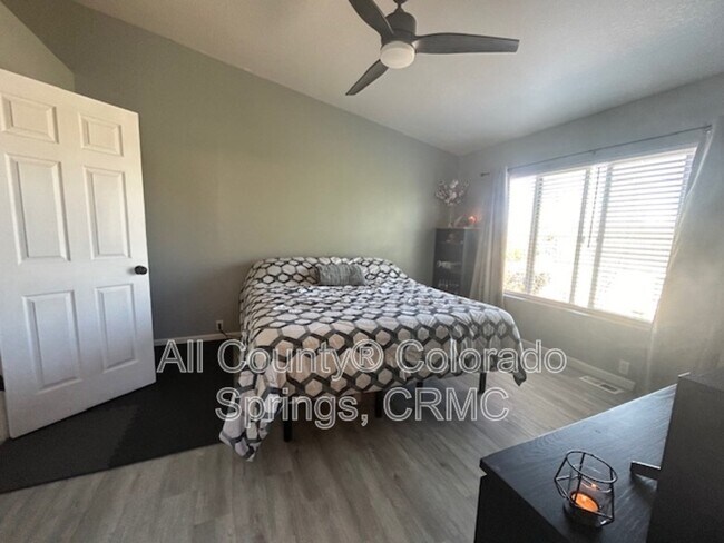Building Photo - 6160 Grand Mesa Dr