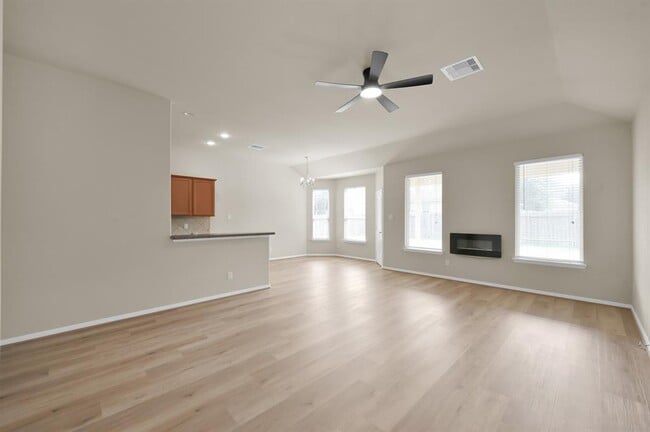 Building Photo - 9442 E Woodmark