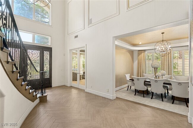 Building Photo - 2272 Coral Ridge Ave