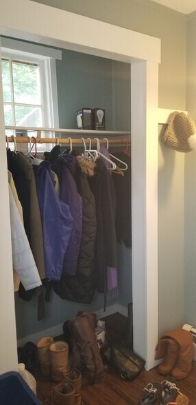 Mudroom - 370 N State St