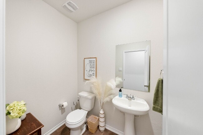 Building Photo - Welcome to Your New Chapter! Enjoy Free Rent, Ask Us How!