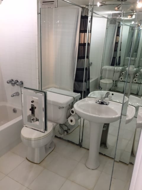 Building Photo - 22 Sharrotts Rd