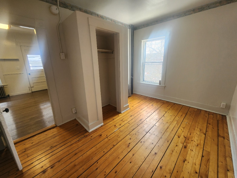 Building Photo - 12 Downing St