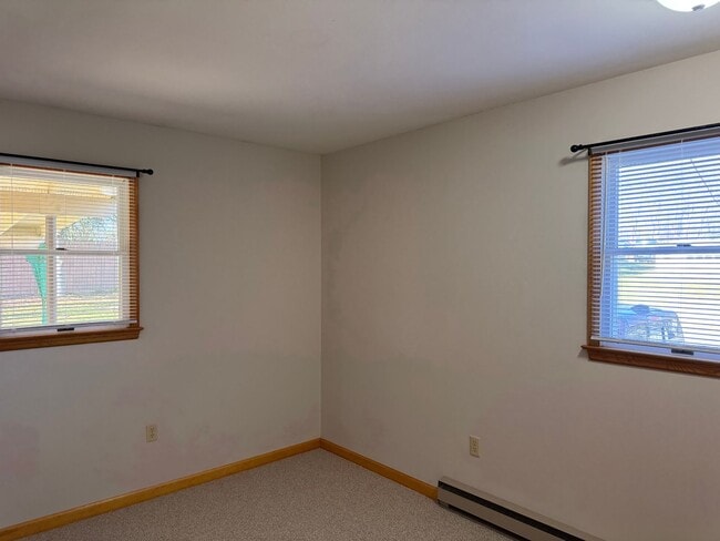 Building Photo - Charming 2-Bedroom Home for Rent in Timberville, VA