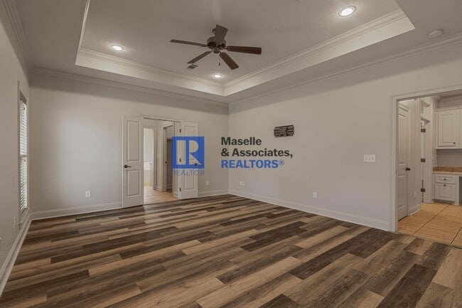 Building Photo - 4 Bed/3 Bath home Ashbrooke Subdivision Madison MS