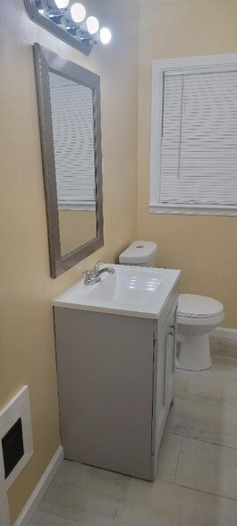 Building Photo - 1736 Brewer Blvd SW