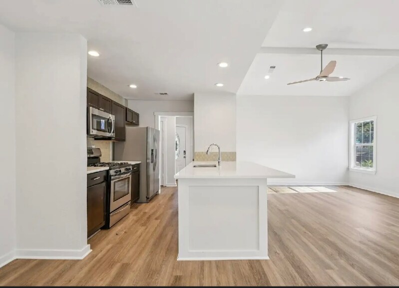 Building Photo - 5103 Ganymede Dr