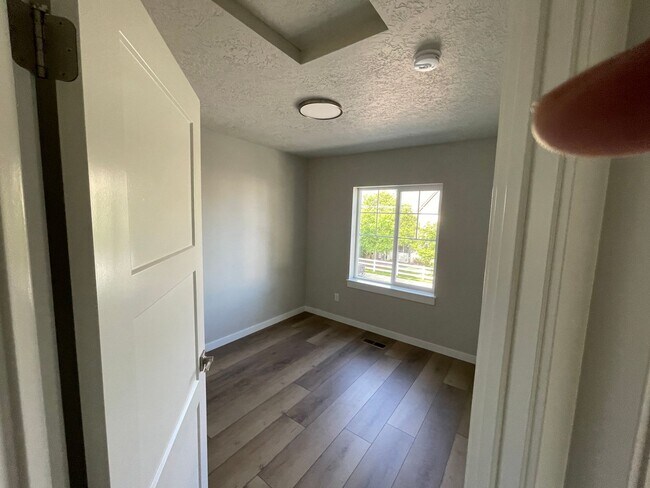 Building Photo - New Construction 3 bed, 2.5 bath, 1 car ga...