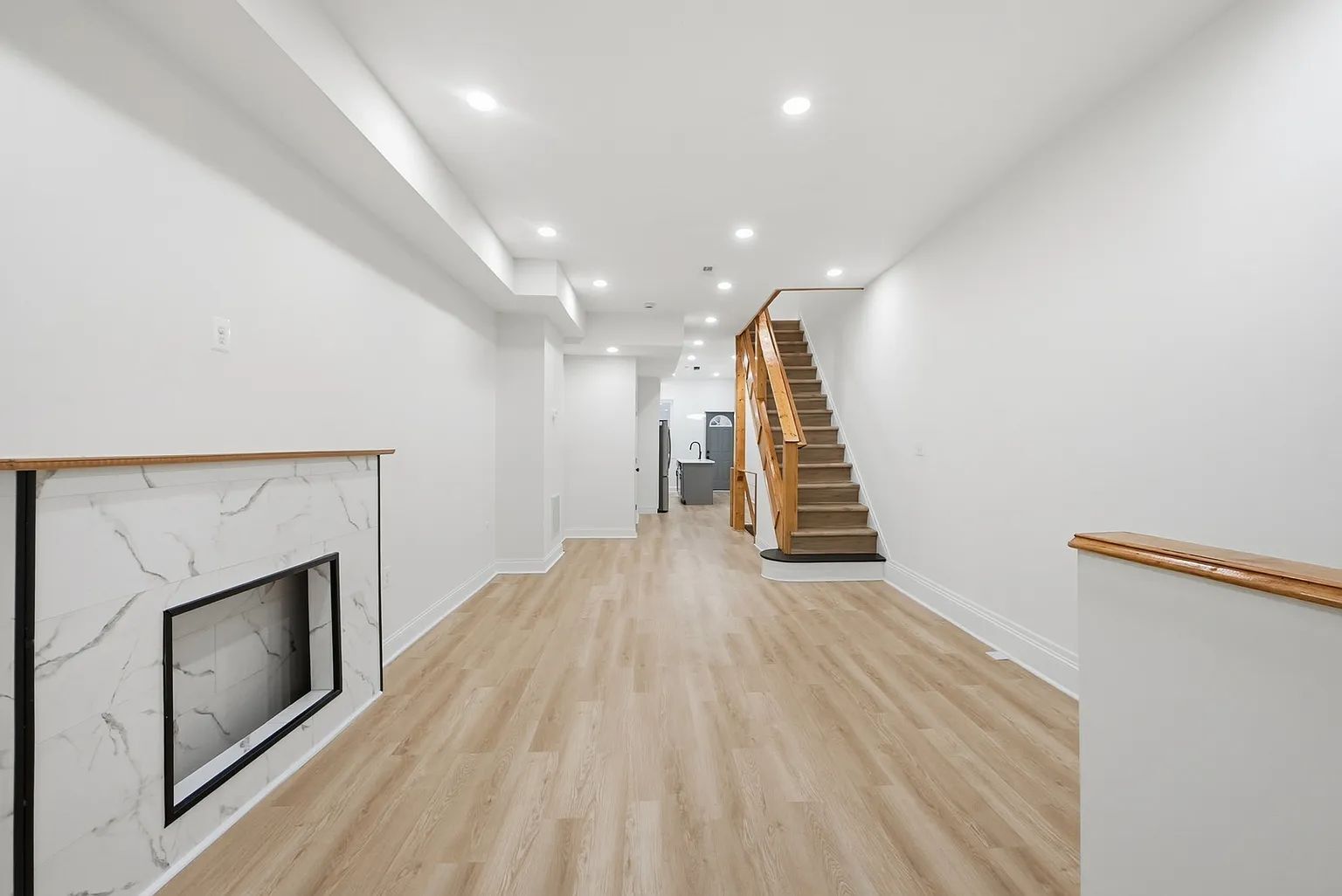 Building Photo - 744 N Patterson Park Ave