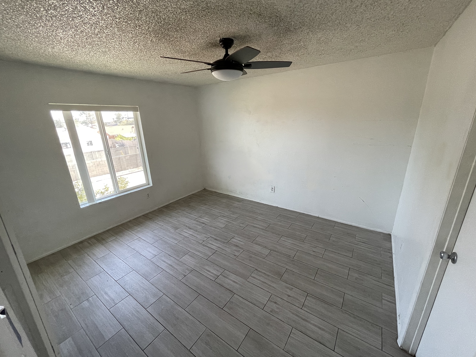 Building Photo - 851 S Horne St