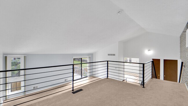 Building Photo - 37 Blue Ridge Rd