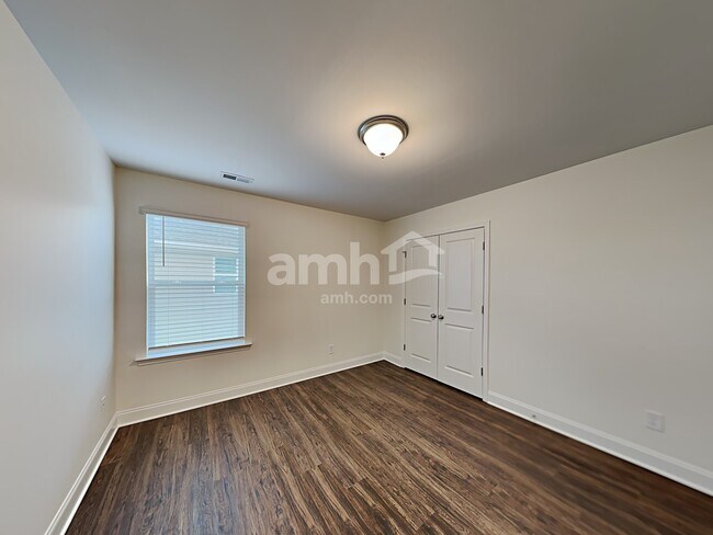 Building Photo - 113 Ashton Dr