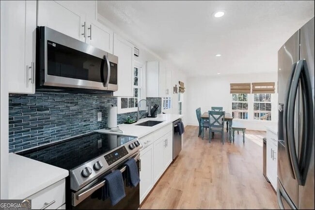 Building Photo - 42 Wooding Pl