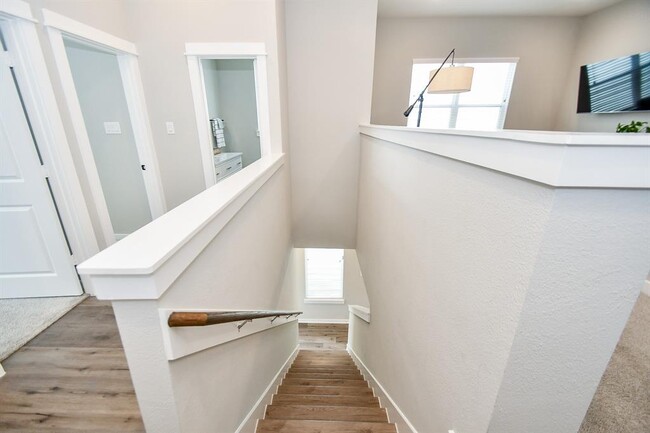 Building Photo - 8432 Berry Brush Ln