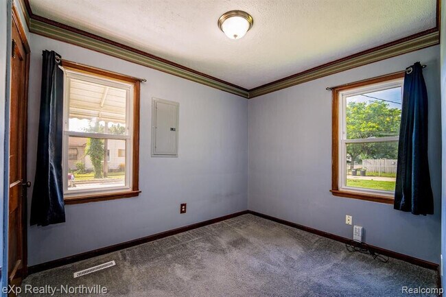 Building Photo - 17405 Anne Ave