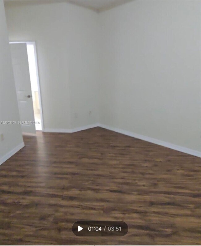 Building Photo - 4917 SW 141st Ave