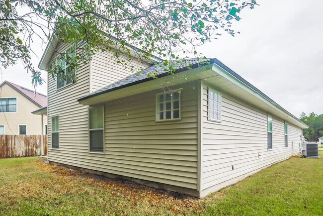 Building Photo - 3161 White Heron Trail