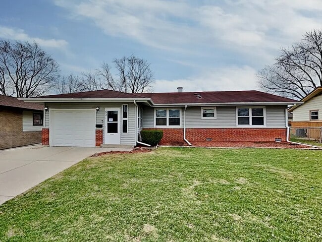 Primary Photo - 544 Germaine Ln