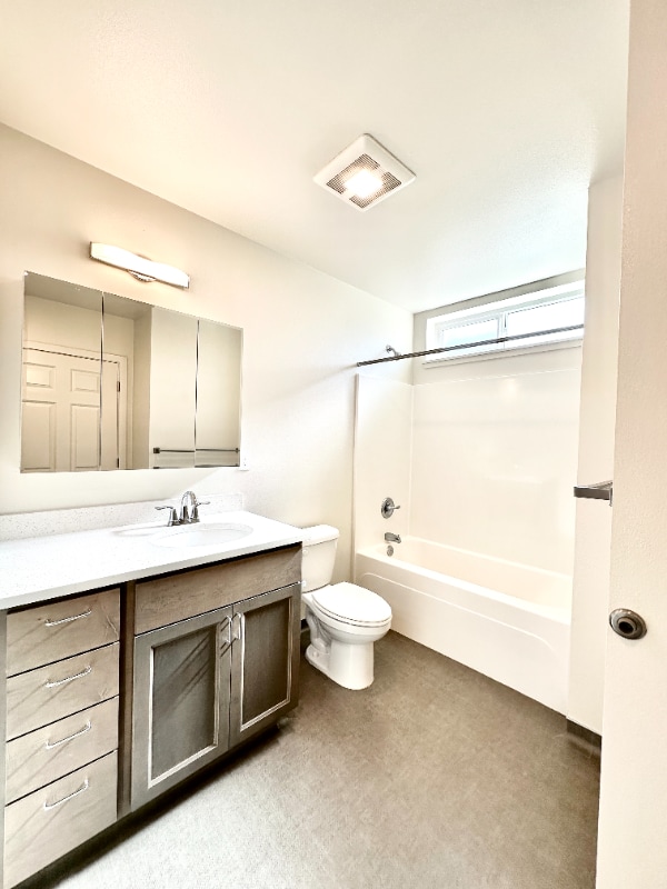 Building Photo - 1925 S I St