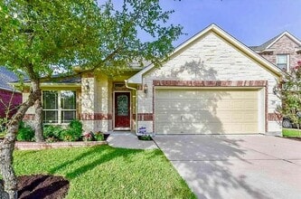 Building Photo - 711 Edwards Walk Dr
