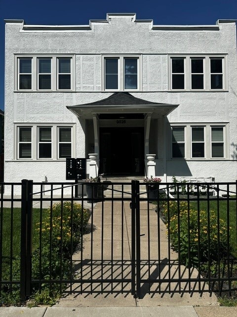 Building Photo - 3528 Bloomington Ave