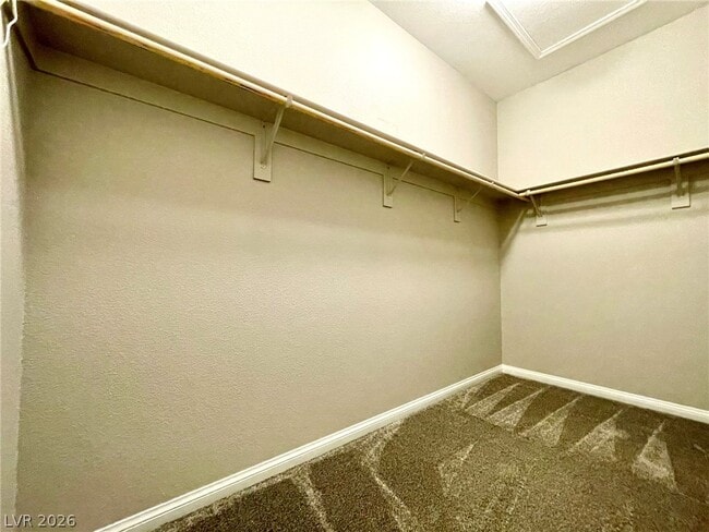 Building Photo - 702 Cottonwood Hl Pl