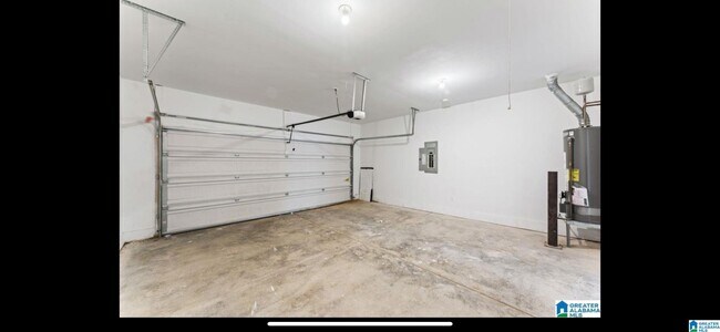 Building Photo - 683 Waterford Ln