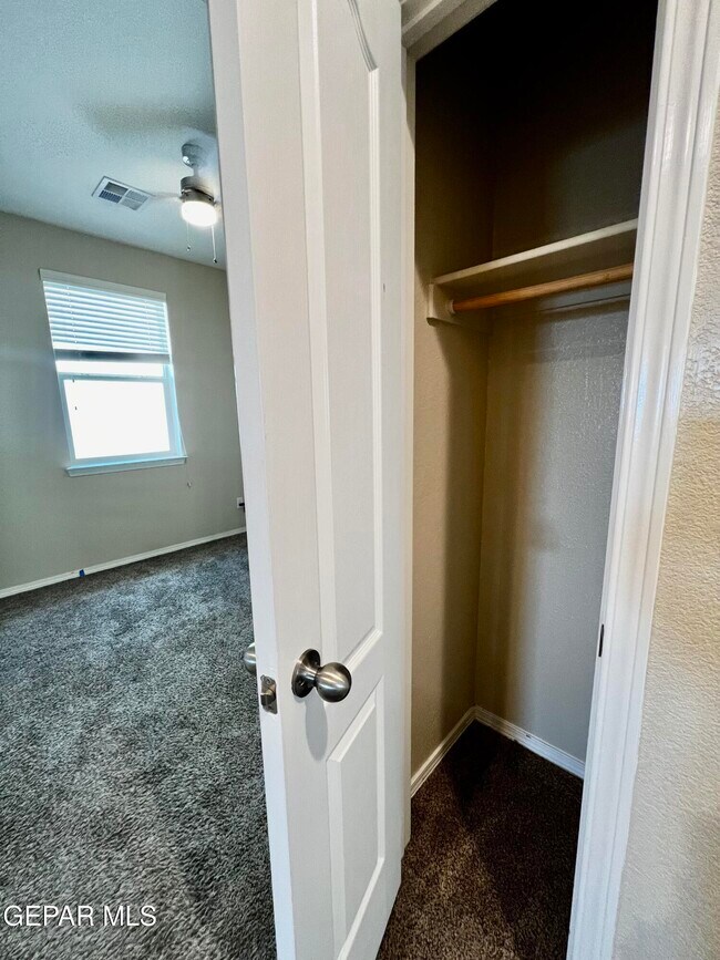Building Photo - 14756 Boer Trail
