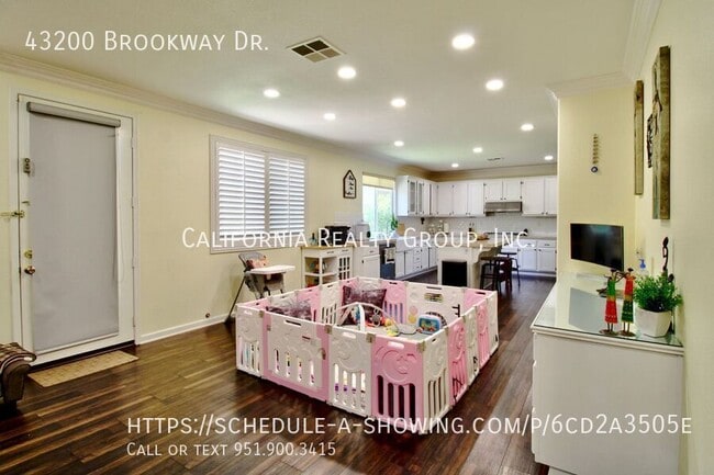 Building Photo - 43200 Brookway Dr