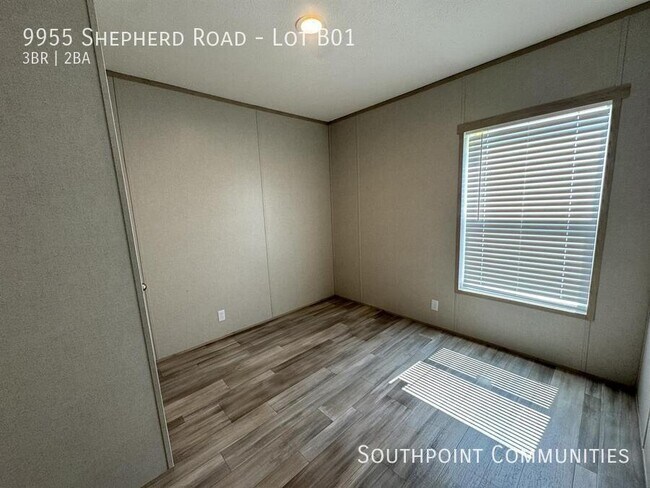 Building Photo - 9955 Shepherd Rd