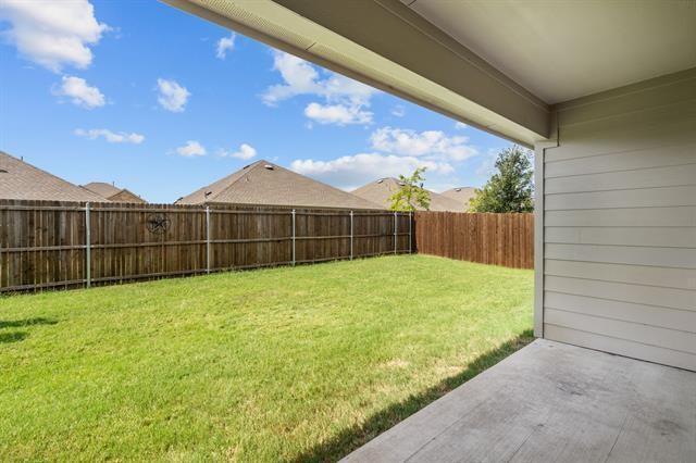 Building Photo - 1215 Cres View Dr