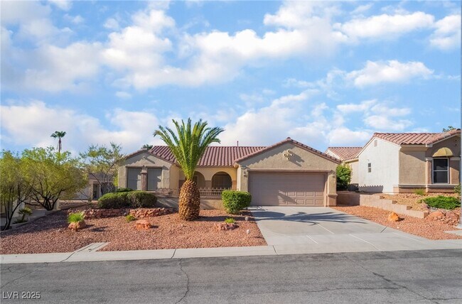 Primary Photo - 2571 Thatcher Ave