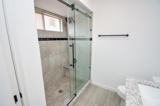 Building Photo - 1510 Plumwood Dr
