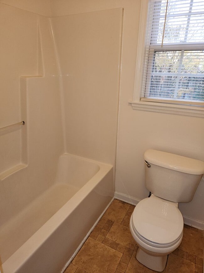 Building Photo - 3 Bedroom 2 Bath for Rent!!!
