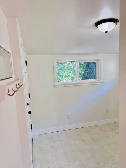 Building Photo - 2755 Monticello Rd