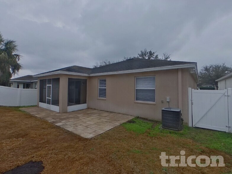 Building Photo - 420 Kings Path Dr