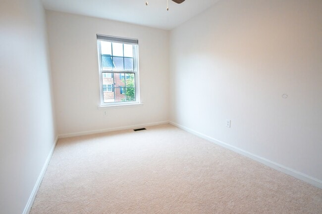 Building Photo - 2119 Hutchison Grove Ct