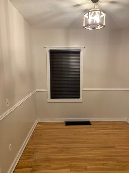 Building Photo - 526 Fisher St