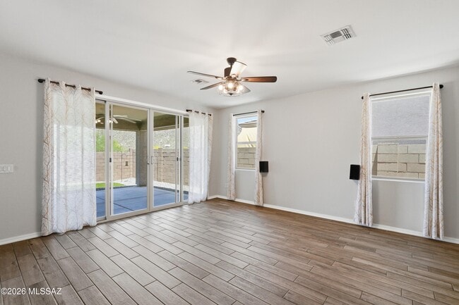 Building Photo - 4220 S Macy Cir