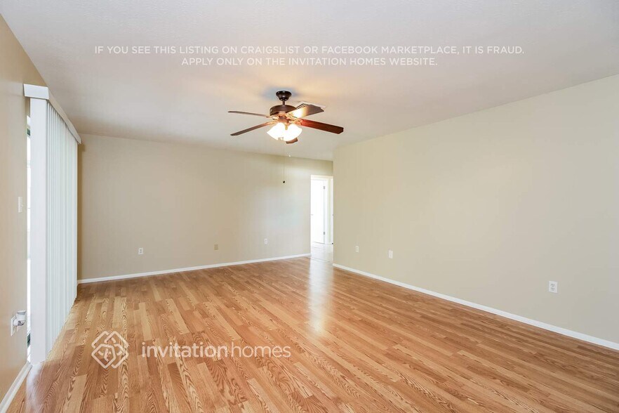 Building Photo - 5323 Winewood Dr