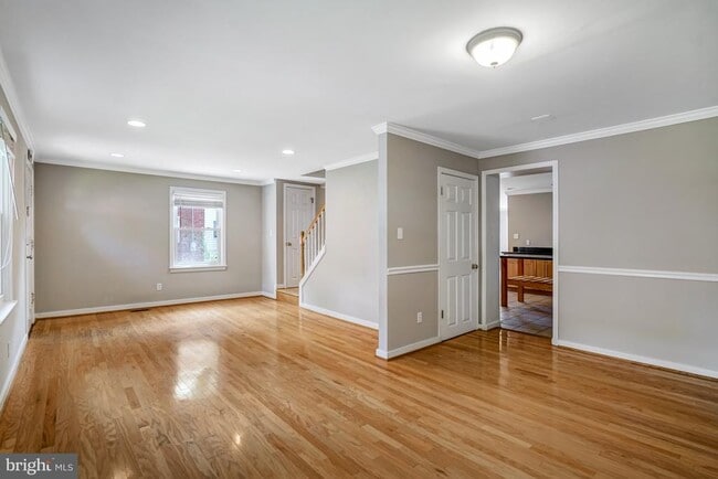 Building Photo - 1424 N Longfellow St
