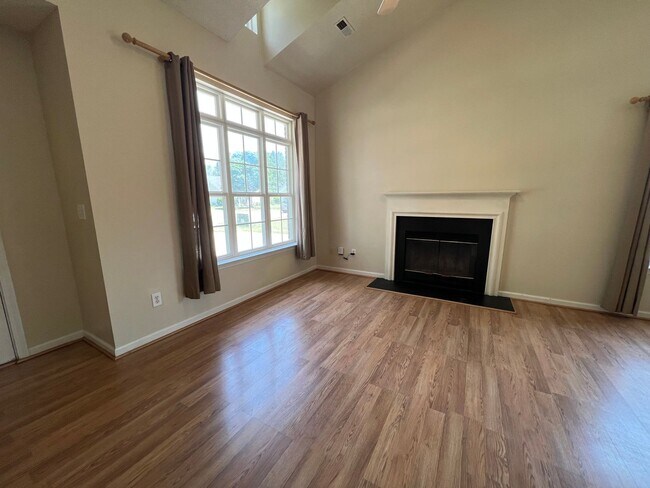 Building Photo - Charming 3 Bedroom, 2 Bath Home in Ogden!