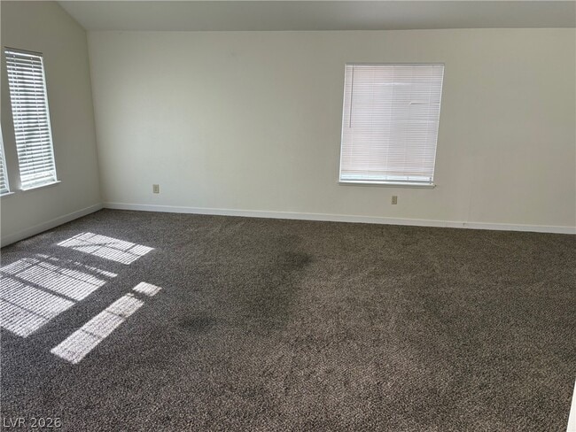 Building Photo - 5608 Red Bluff Dr