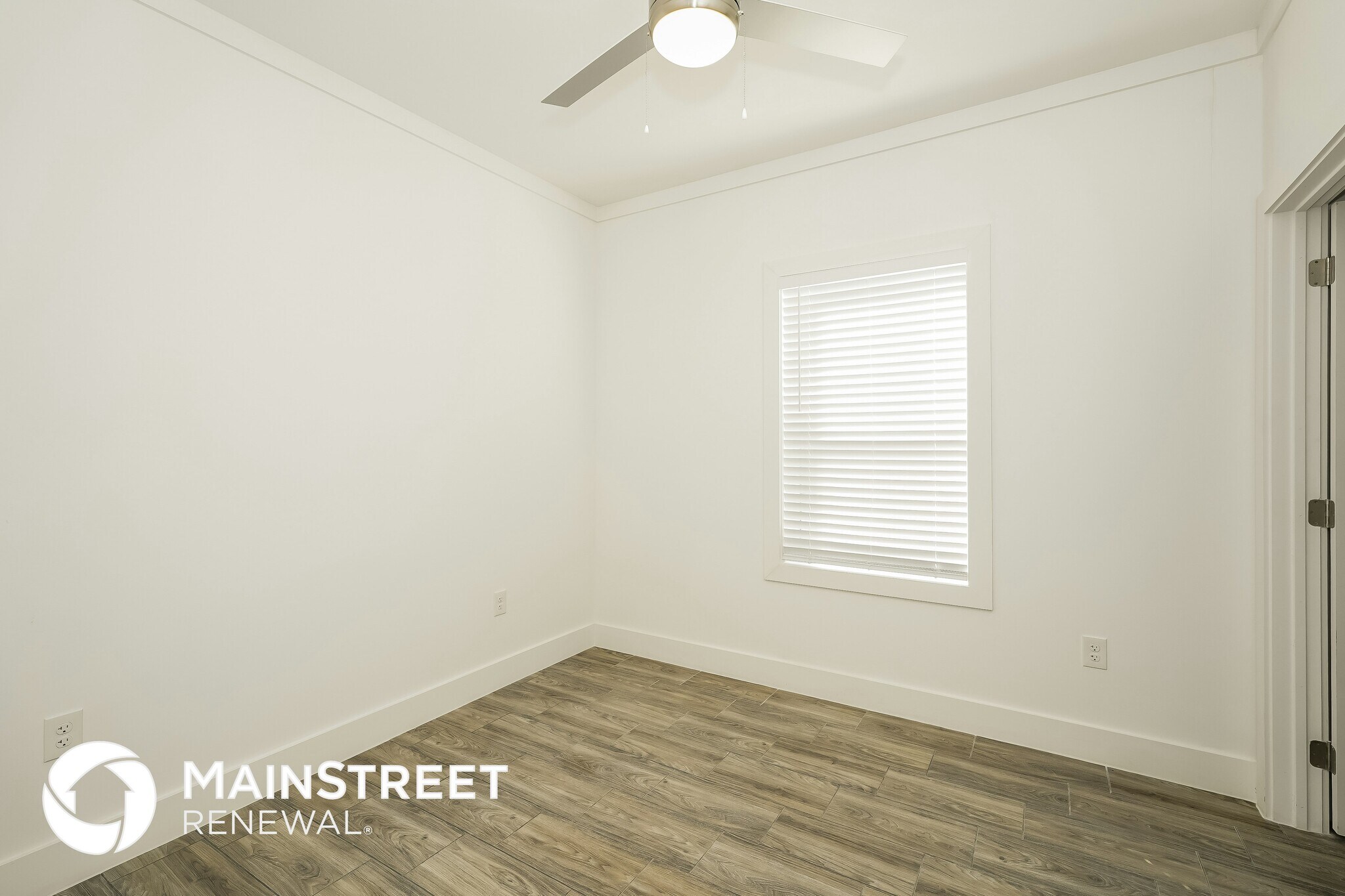 Building Photo - 2003 E Overton Rd