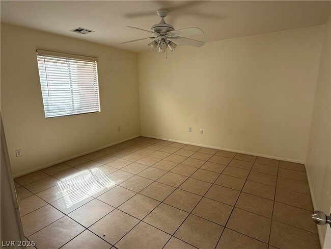 Building Photo - 4986 Lime Kiln Ave