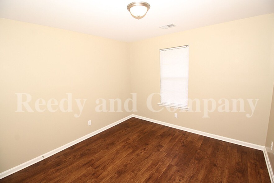 Building Photo - 5527 Mallard Pond Cv