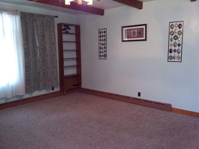 Living Room - 702 S 1st St